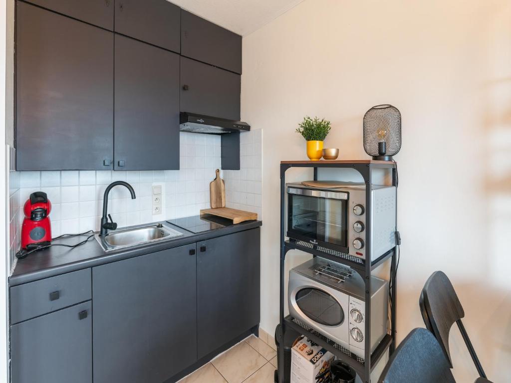 Apartment in Blankenberge near Centre photo 3