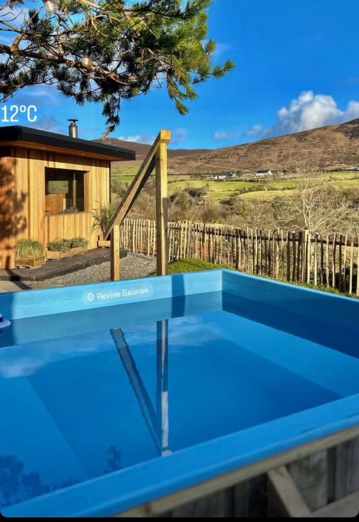Rostrevor Mountain Lodge - Tap to explore photos
