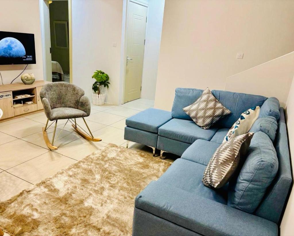 Ocean Mist - Stunning 3-Bedroom Apartment with Private Rooftop Terrace & Gorgeous Pool - Tap to explore photos