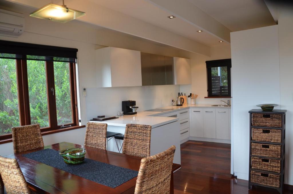 Yolla Beach House photo 4