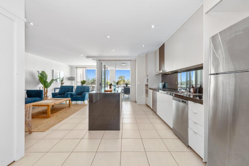 Paradiso Boutique Oceanfront Apartment photo 2