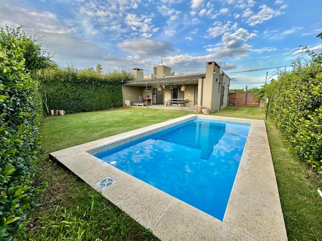 Casa Jazmín Escapada Campestre con Piscina Privada y Parrilla en Mercedes photo 4