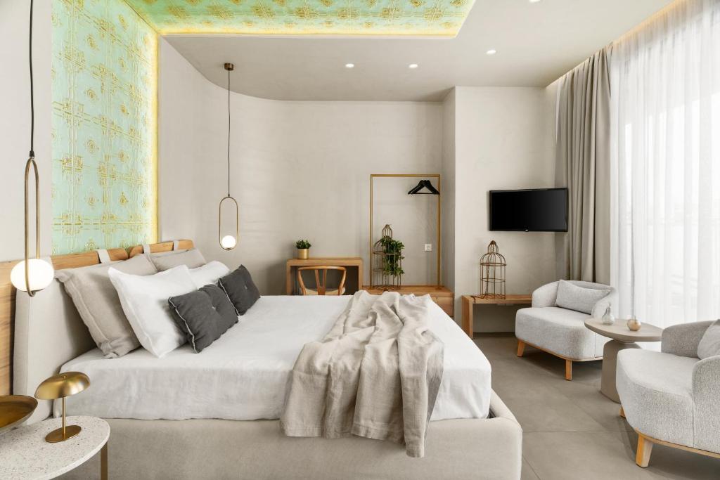 ACRON 12 penthouse Acropolis suites Room Type - Suite with Private Pool