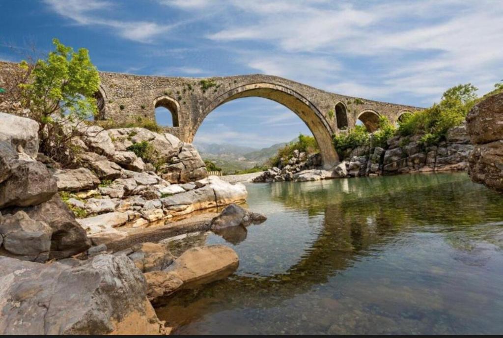 Mesi Bridge Villa photo 4