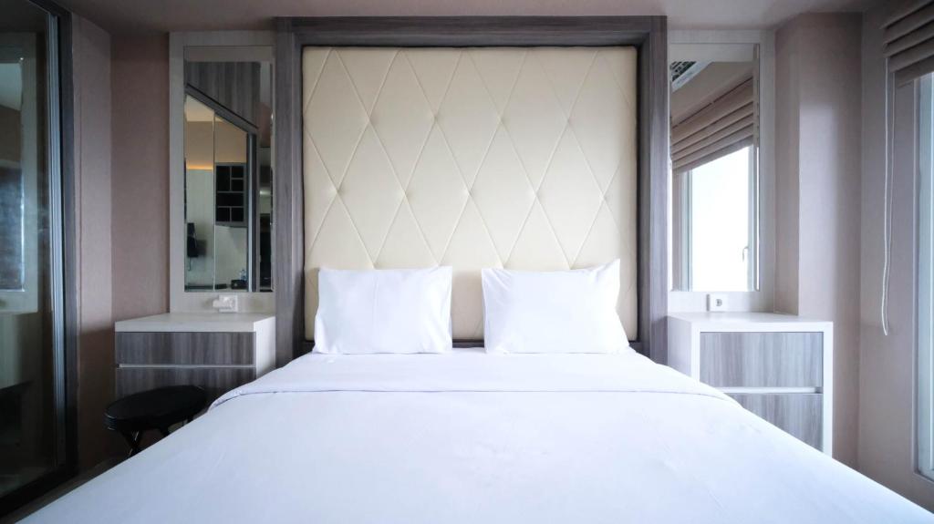 Cozy Studio with Connected to Mall at Orchard Supermall Mansion Apartment By Travelio, Surabaya