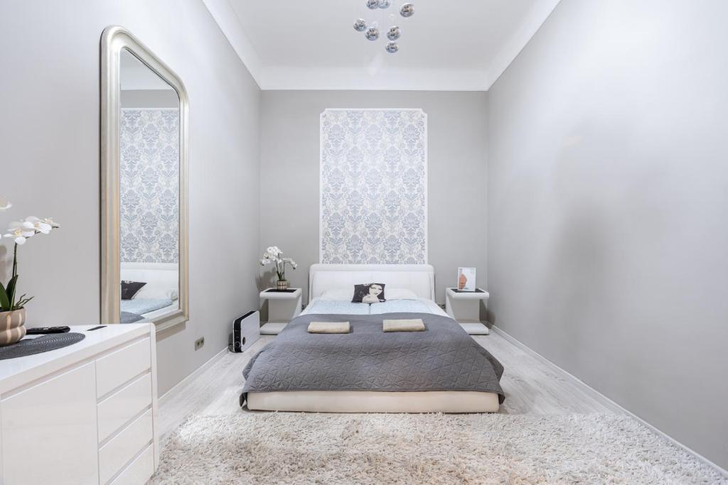 Sea Holly Apartment - with perfect location 2 separate bdrms