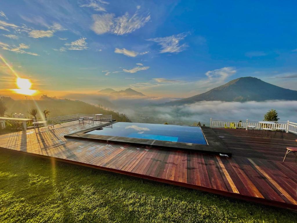 Pinggan caldera