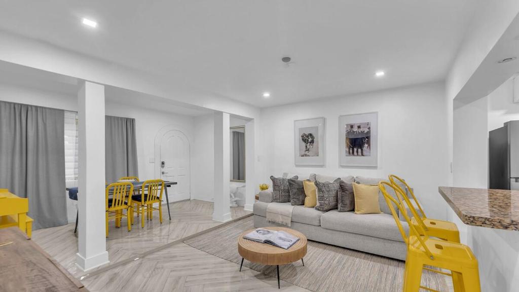 Miami Designer Apartment Unit 2 image