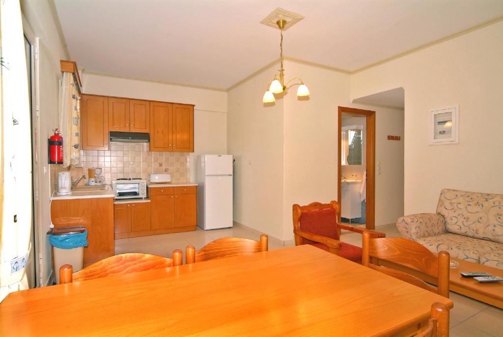 Sagittarius Apartments photo 2