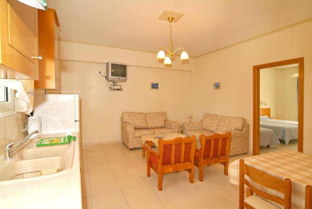 Sagittarius Apartments photo 4
