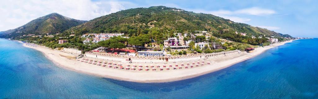 Villa Sarina photo 1