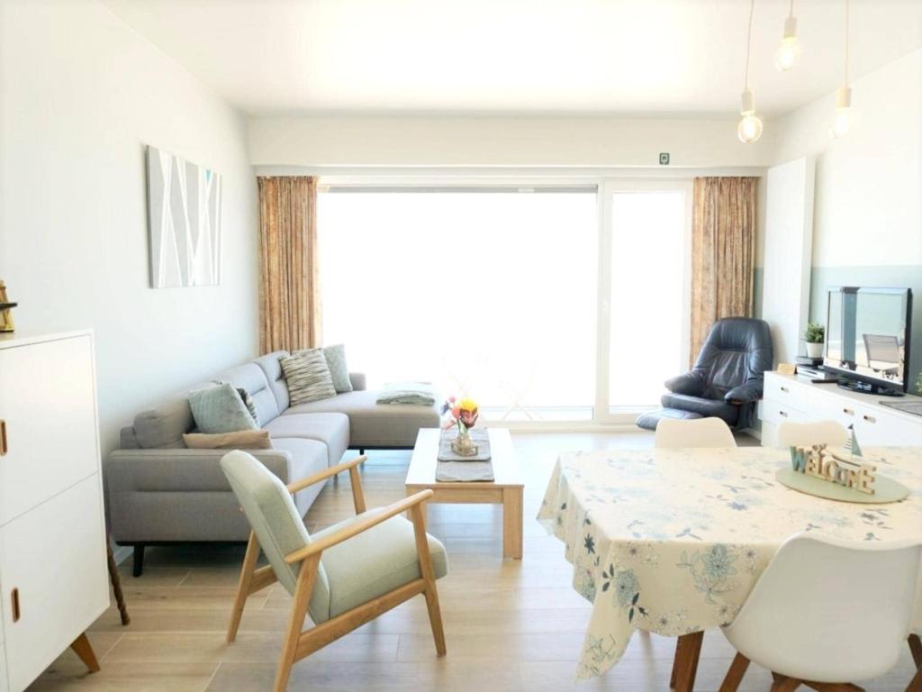 Modern apartment in Wenduine with terrace photo 1