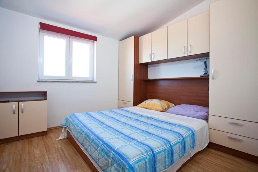 Apartments Villa Leona photo 3