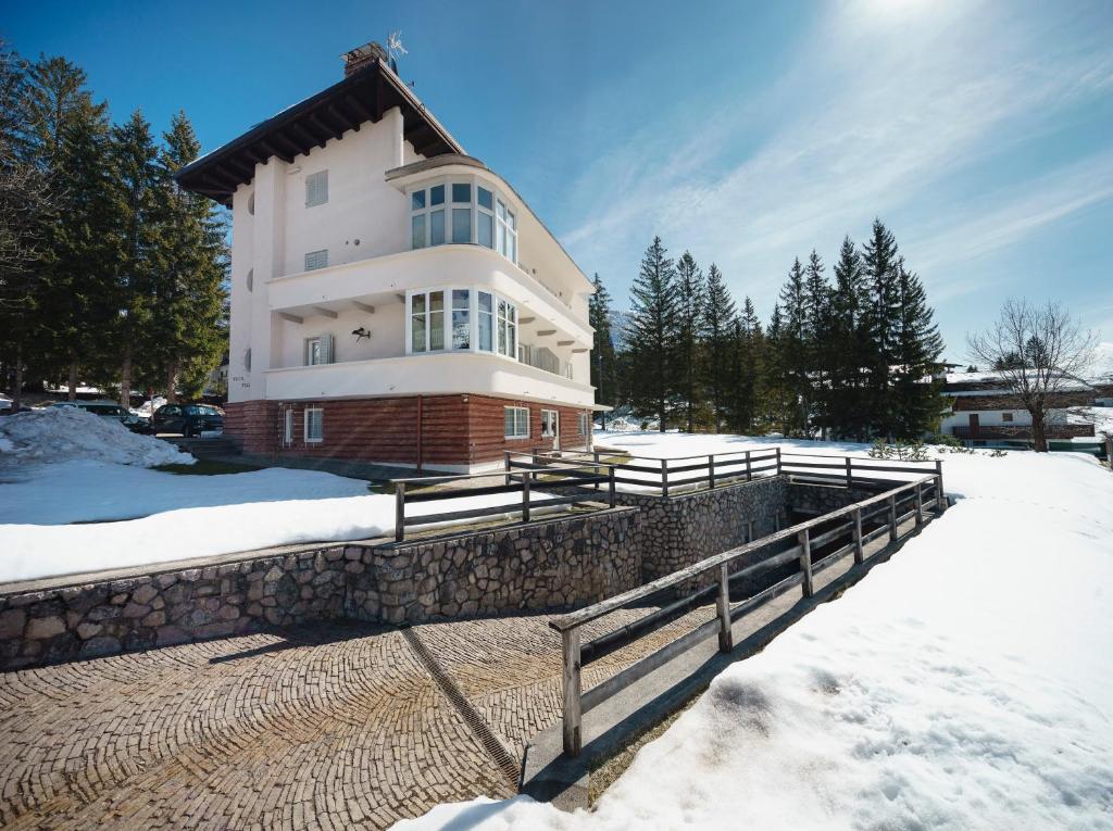 Villa Tullia - Stayincortina photo 1