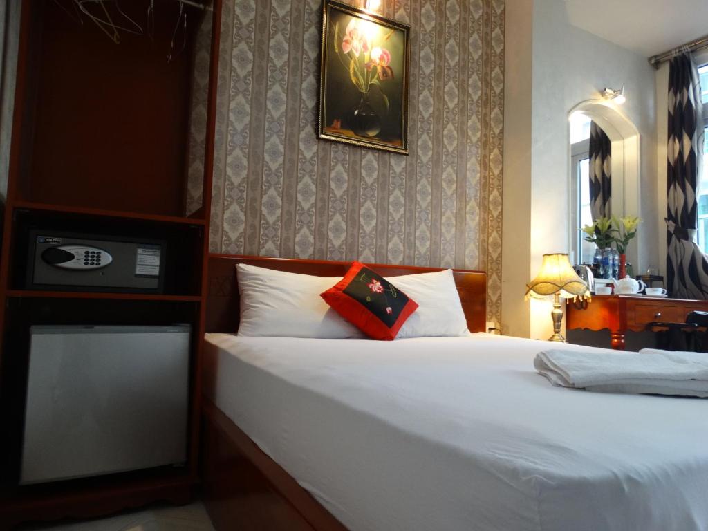 Hoai Pho Hotel