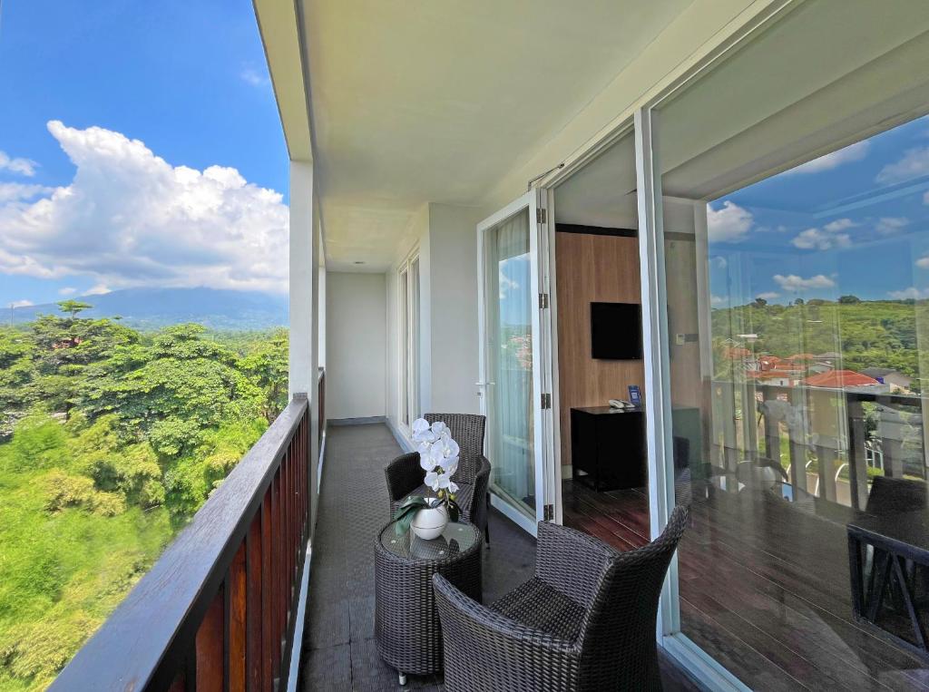 Aston Bogor Hotel and Resort Room Type - One-Bedroom Apartment