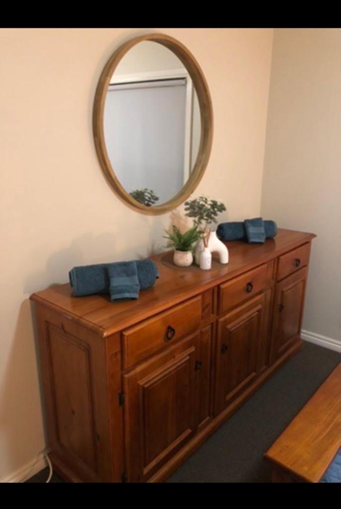 Semi-private half house with games room & jacuzzi in Maiden Gully, Bendigo photo 4