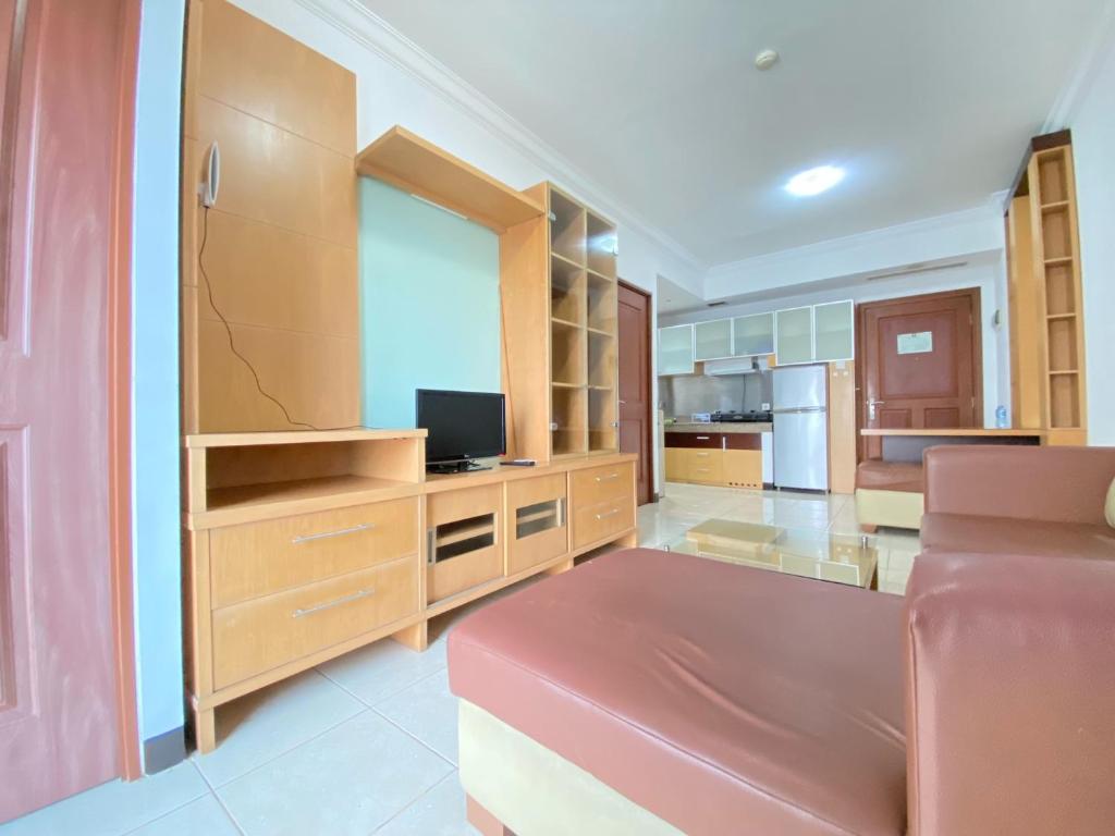 Cozy 2BR at Galeri Ciumbuleuit 1 Apartment By Travelio