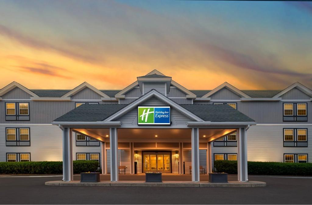 The Inn at St. Albans, Trademark Collection by Wyndham image