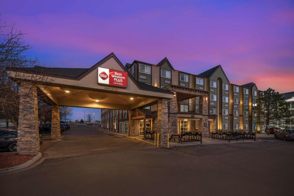 Best Western Plus Peak Vista Inn & Suites image
