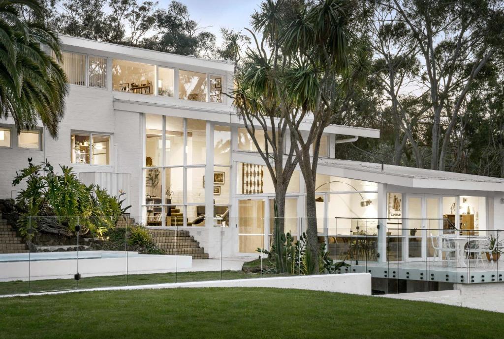 The Fender House photo 4