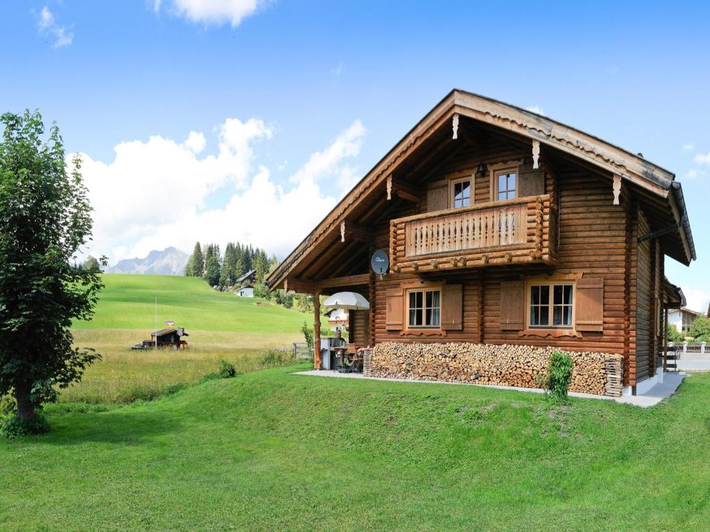 Log cabin Schwalbennest - At the ski hill photo 2