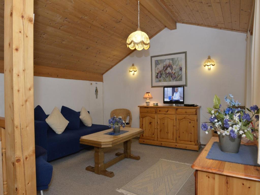 Flat Enzian - on the ski hill photo 2