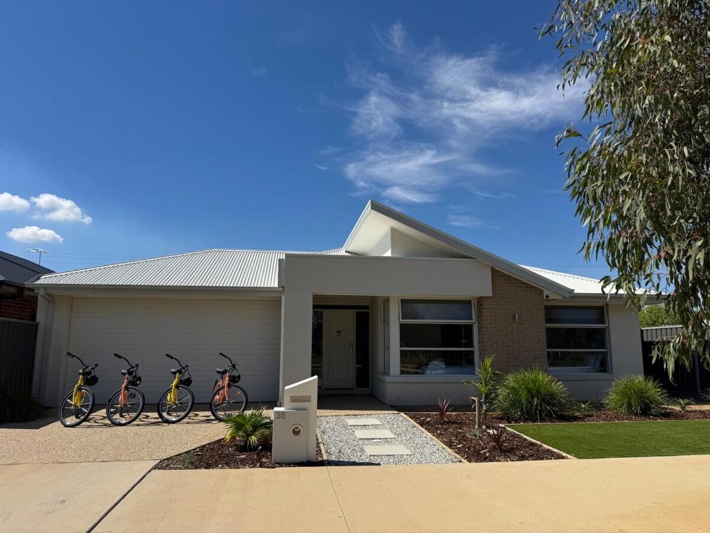 Yarrawonga by Twin Palms photo 1