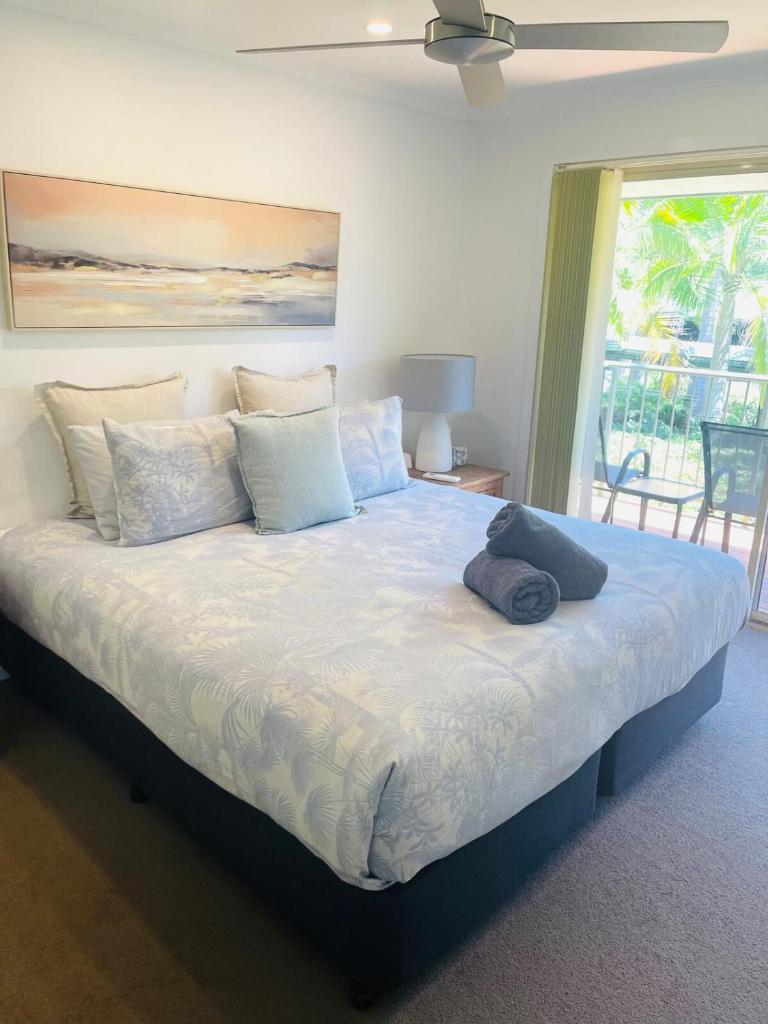 Ocean Tropics Lush Villa at Aanuka Resort