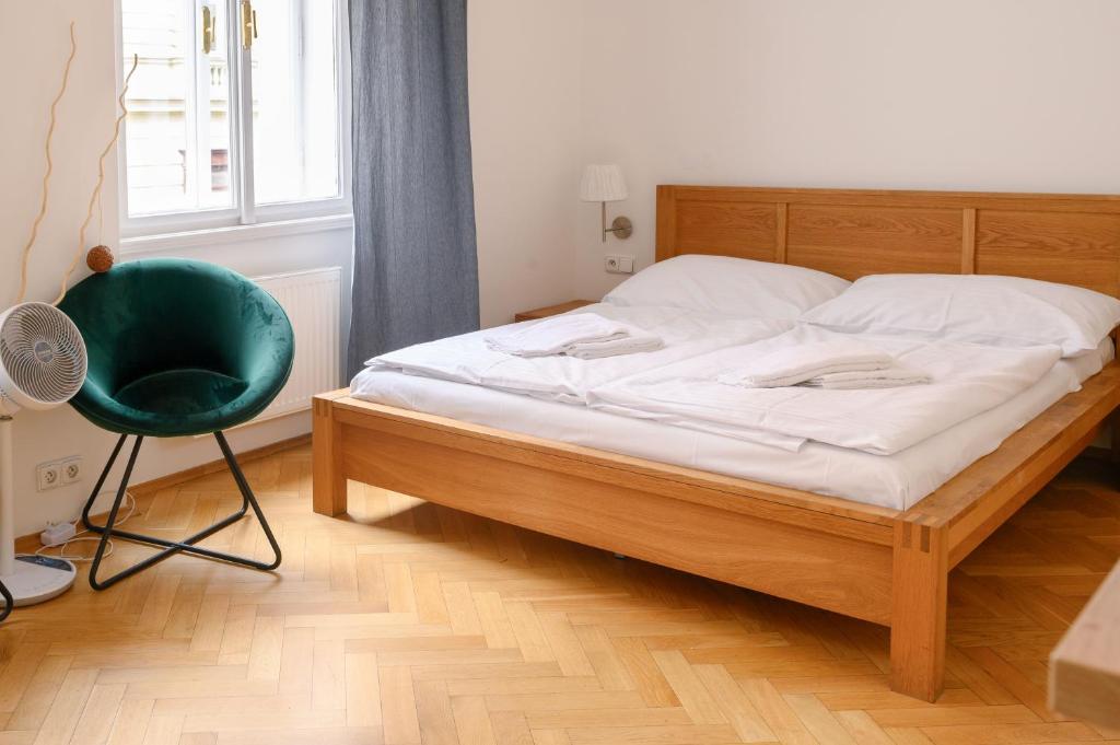 Cosy central apartment in Žižkov Room Type - One-Bedroom Apartment