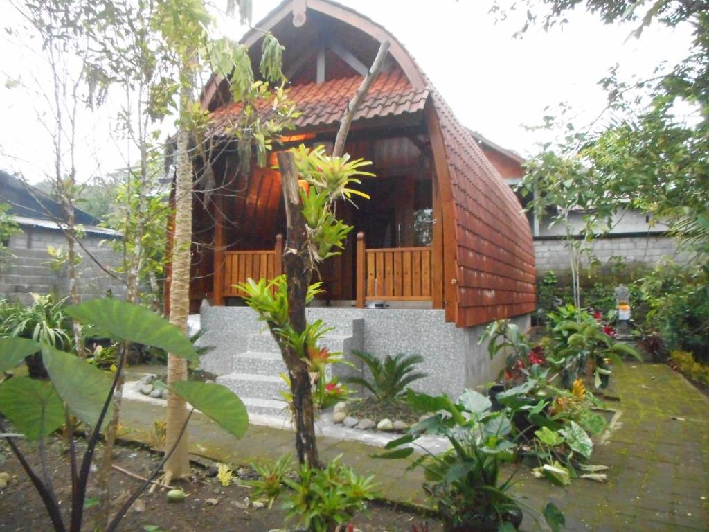 Candra Homestay Besakih photo 1
