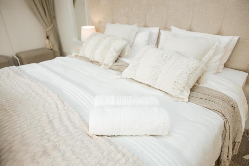 55 Tulbagh Boutique Guest House - OR Tambo - Tap to explore photos