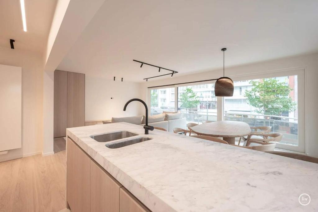 Stylish apartment in Knokke - Balcony city view & pet-friendly photo 1