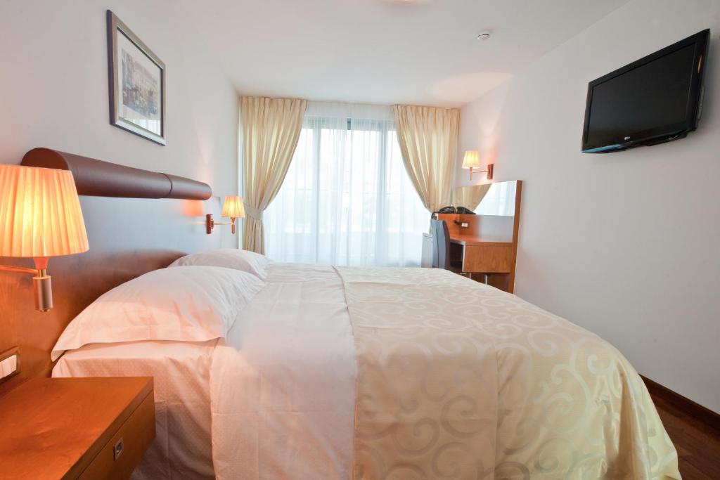 Двухместный (Двухместный номер с 2 отдельными кроватями), Hotel Croatia