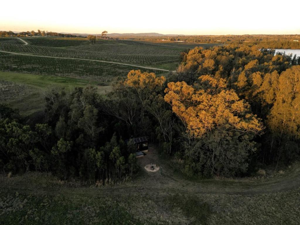 Off-Grid Cabin Tucked in Hunter Valley - Iona photo 1