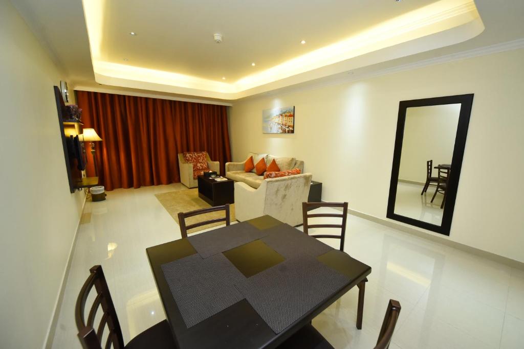Сьюит (Люкс с 1 спальней), Апарт-отель Alain Hotel Apartments Ajman