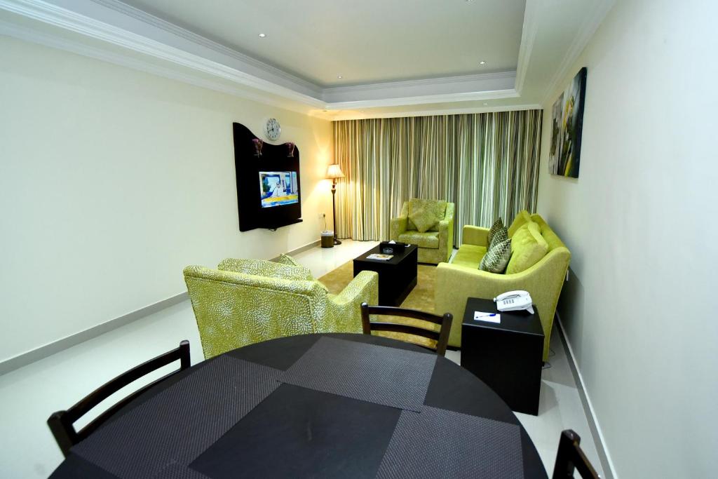 Сьюит (Люкс с 2 спальнями (для 4 взрослых)), Апарт-отель Alain Hotel Apartments Ajman