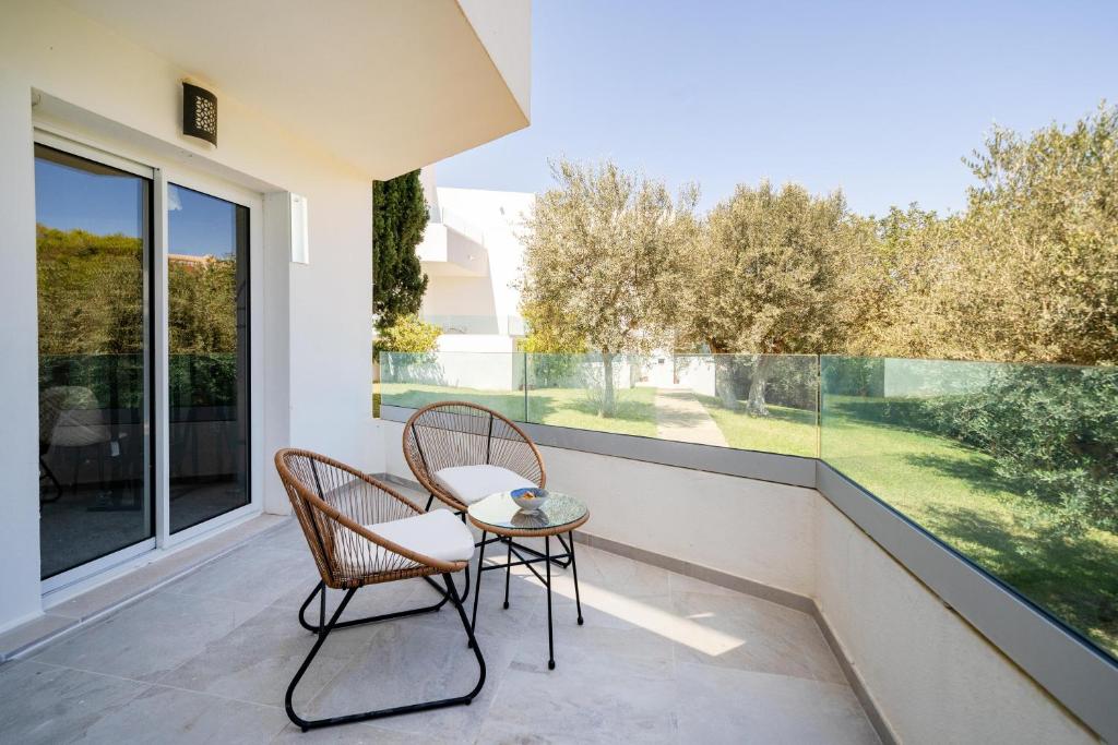 MarSenses Ferrera Blanca Hotel - Adults Only - Tap to explore photos