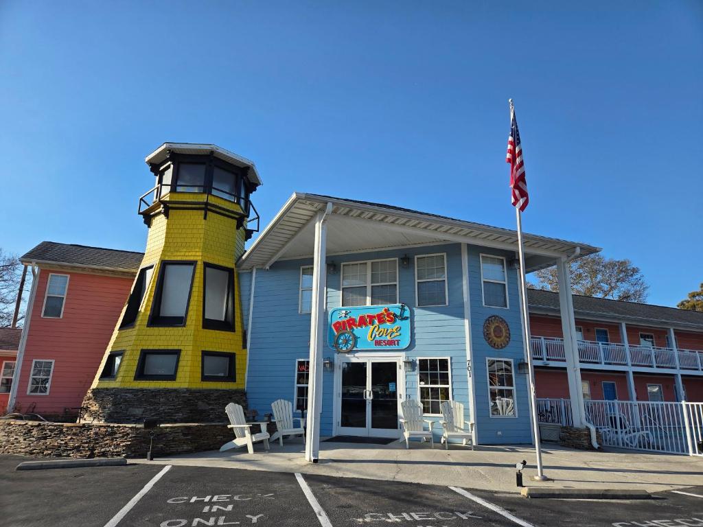 Pirates Cove image