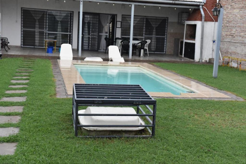 Casa con Piscina y Parrilla