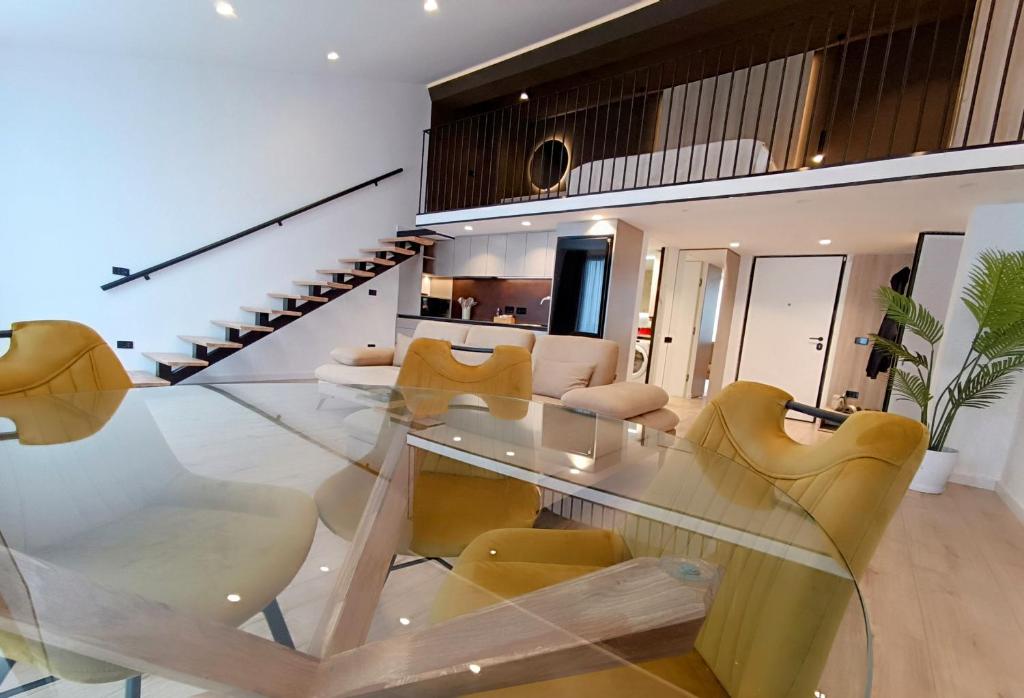 Tirana Sunset Retreat Stylish Loft by the Lake Park photo 1