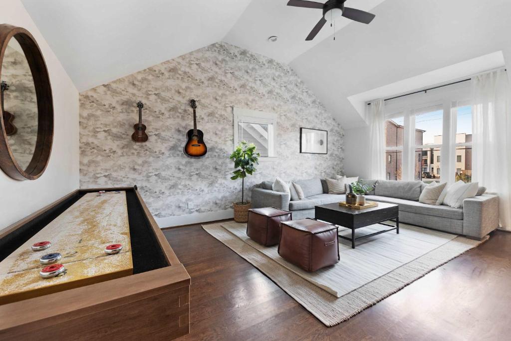 The Magnolia House - Full of charm image