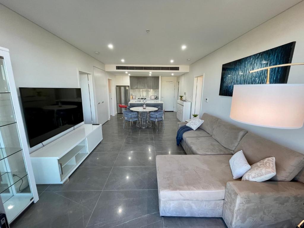 Olympic Park Delight - 2 Bdrm -Parking - Views photo 4