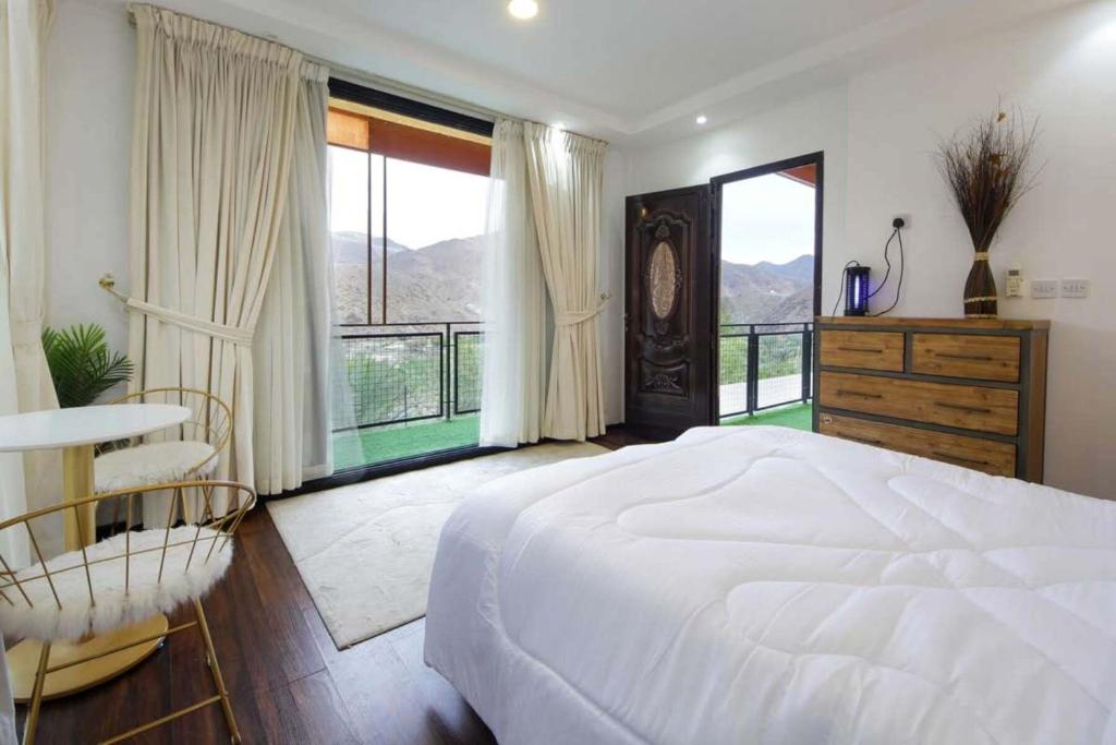 Green Meadows Farmhouse photo 2