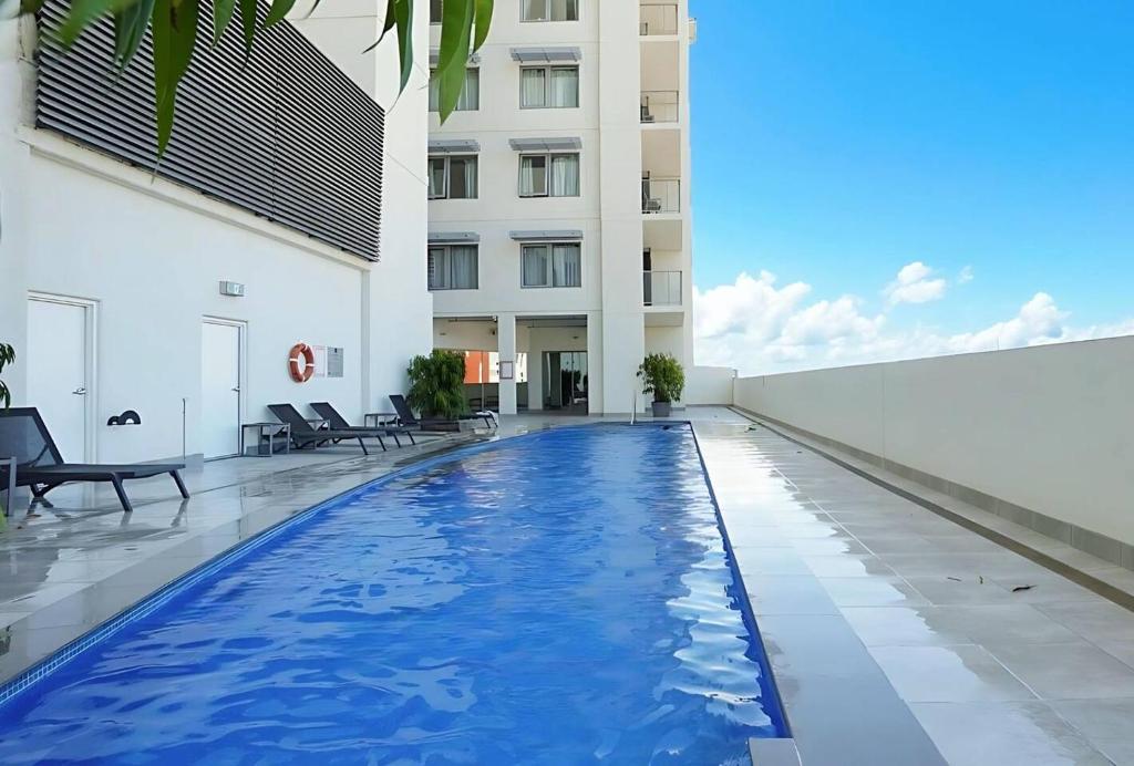 Harbour Hush - Poolside Central Base near Waterfront photo 3