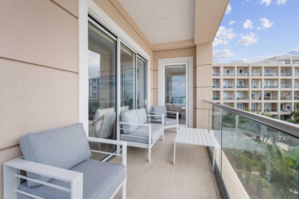 Beach View - Vista Paradiso 2BR condo - LV410 photo 2