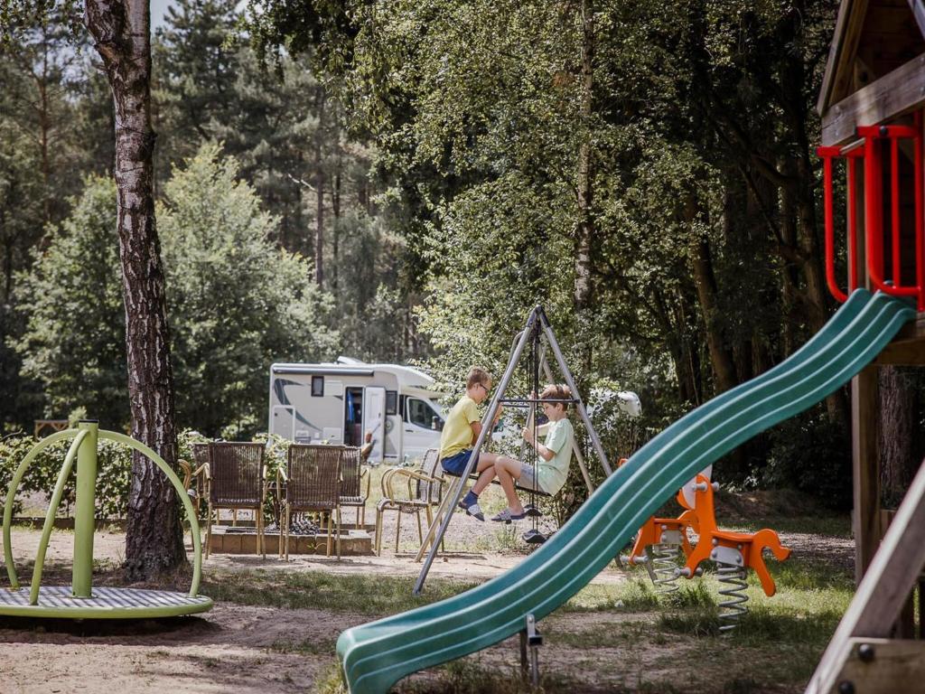 Peaceful Chalet Retreat in Antwerp Kempen photo 1