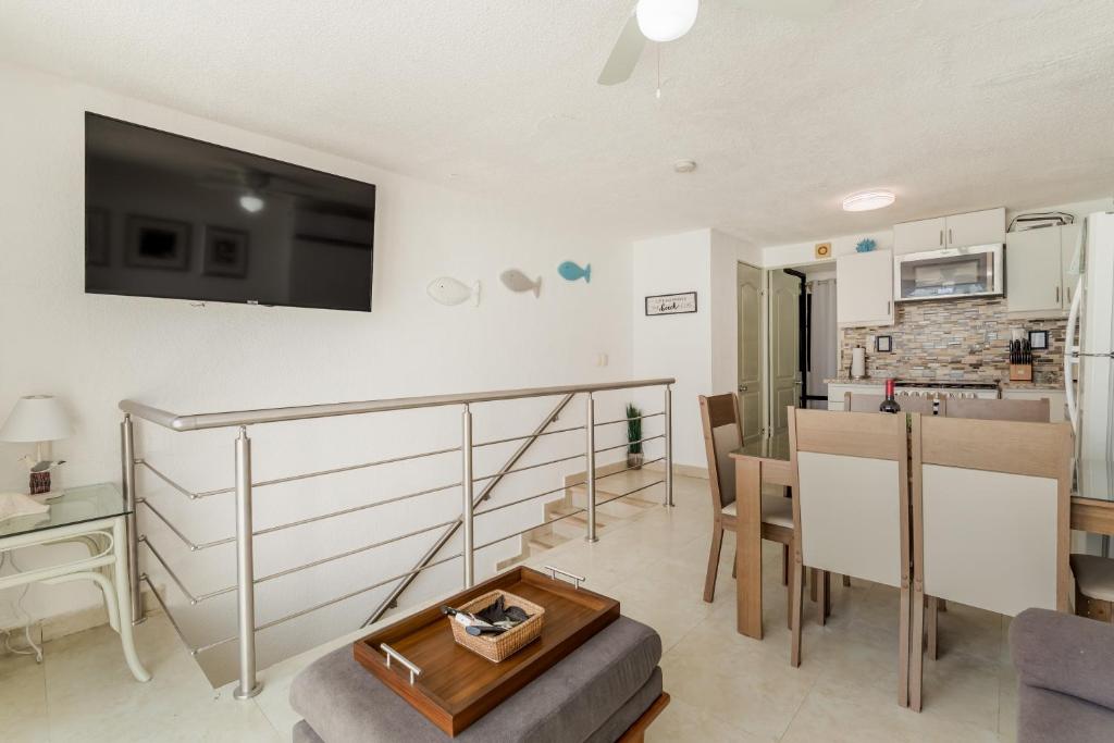 Cancun Hotel Zone -2 BR Beachfront, Bright and Spacious - Tap to explore photos