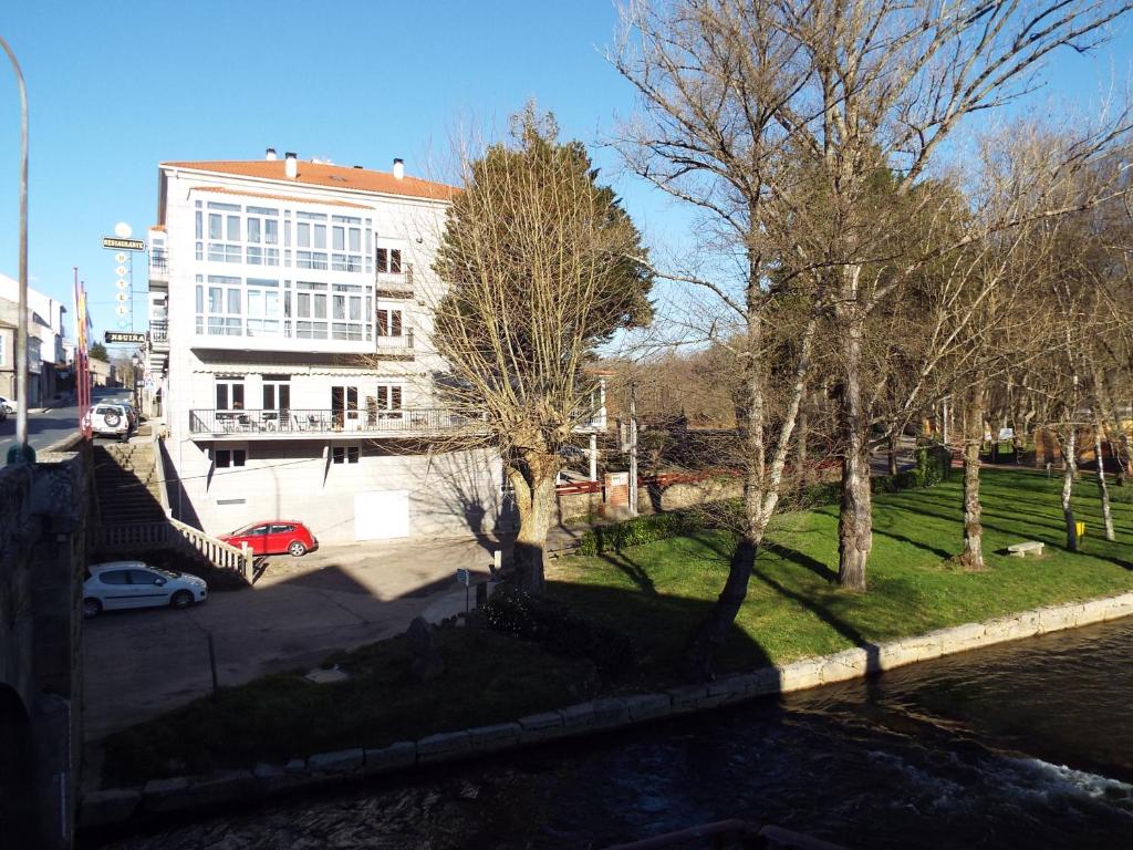 Hotel Ansuiña photo 1