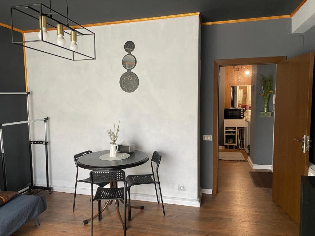 INC apartment in villa, Bucharest